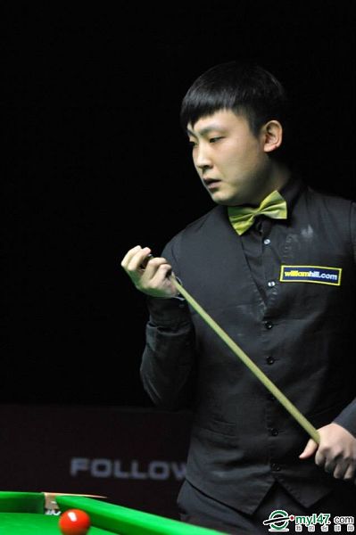 博主：河南队今天下午飞往上海，随后将与海港热身